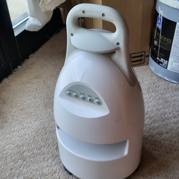 BROOKSTONE OUTDOOR WIRELESS SPEAKER - Picture 10 of 10